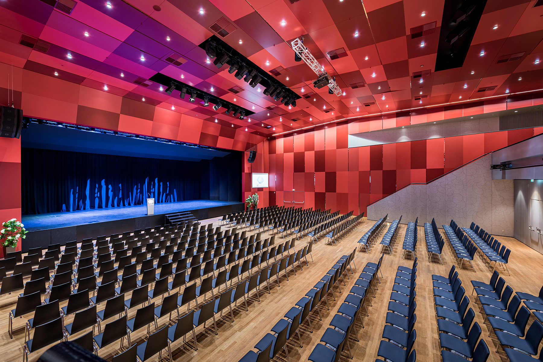 SZentrum Silbersaal Bestuhlung und Bühne