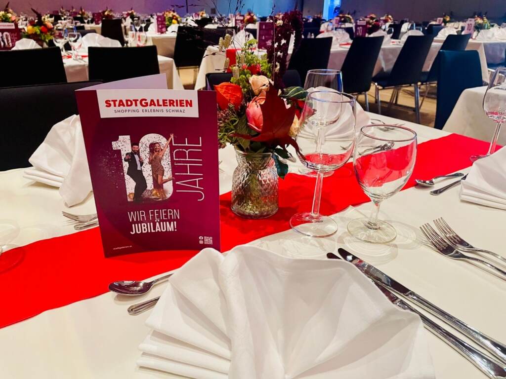 Gedeckter Tisch im SZentrum in Schwaz