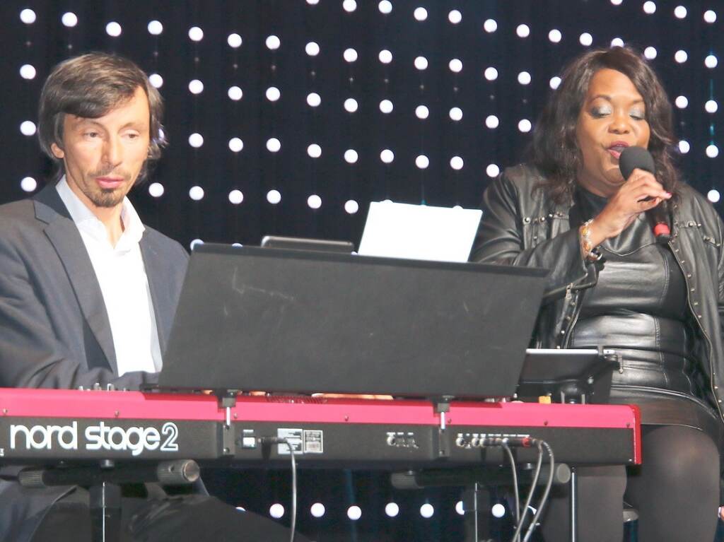 Musiker auf Bühne im SZentrum in Schwaz