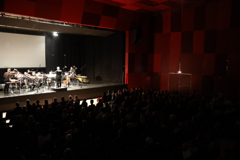 Musiker auf Bühne im SZentrum in Schwaz